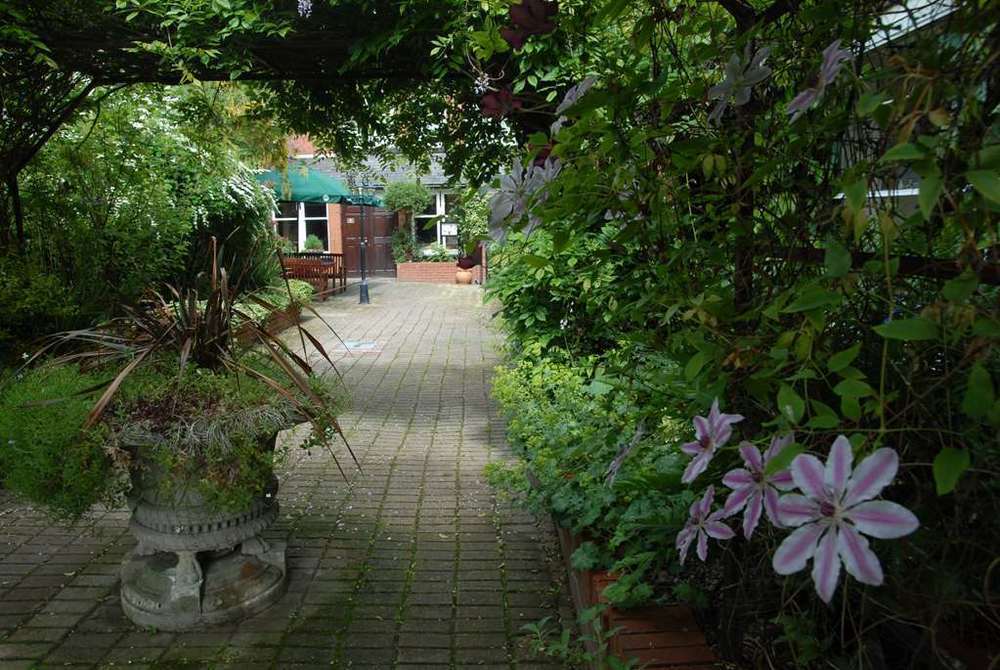 Golden Pheasant Country Hotel Llangollen Exterior foto